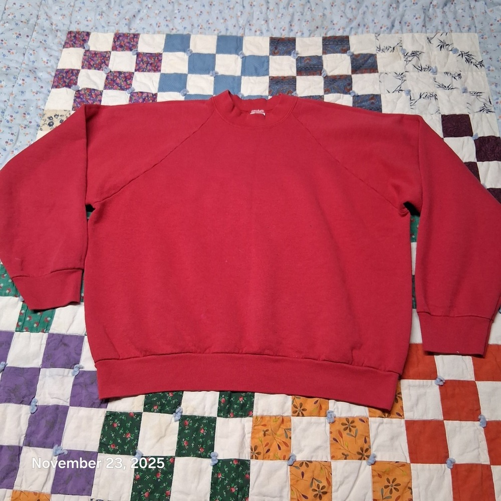 VTG Fruit of The Loomo Blank Sweatshirt Ladies Large Red Crew Neck USA Made‎